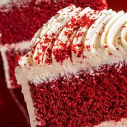 Alternative view of Red Velvet